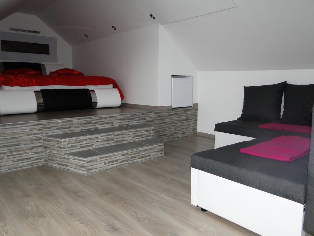 Guesthouse Prenocisca Sirec Ptuj Exterior foto